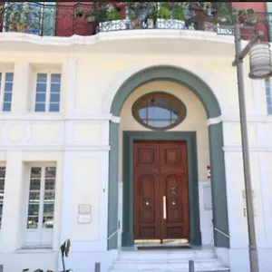 https://le-ptit-nicois-sur-le-port.fr-provencehotel.com